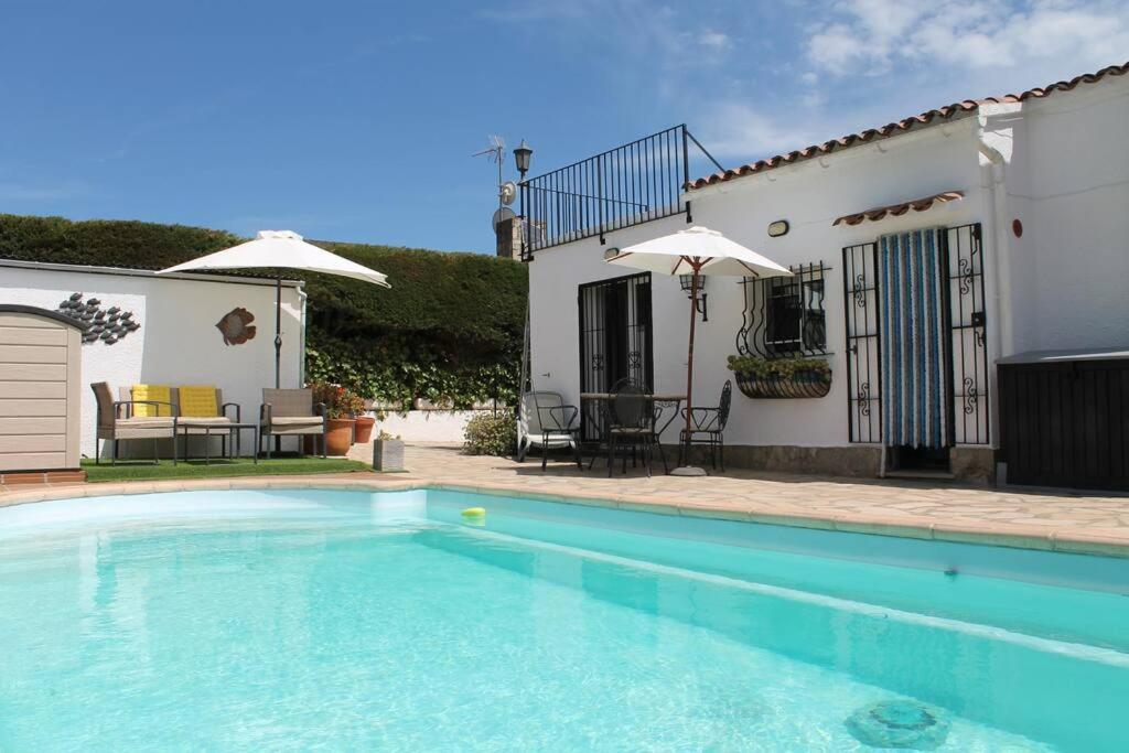 Alemanya 26 With Private Pool Villa Torroella de Montgrí Exterior photo